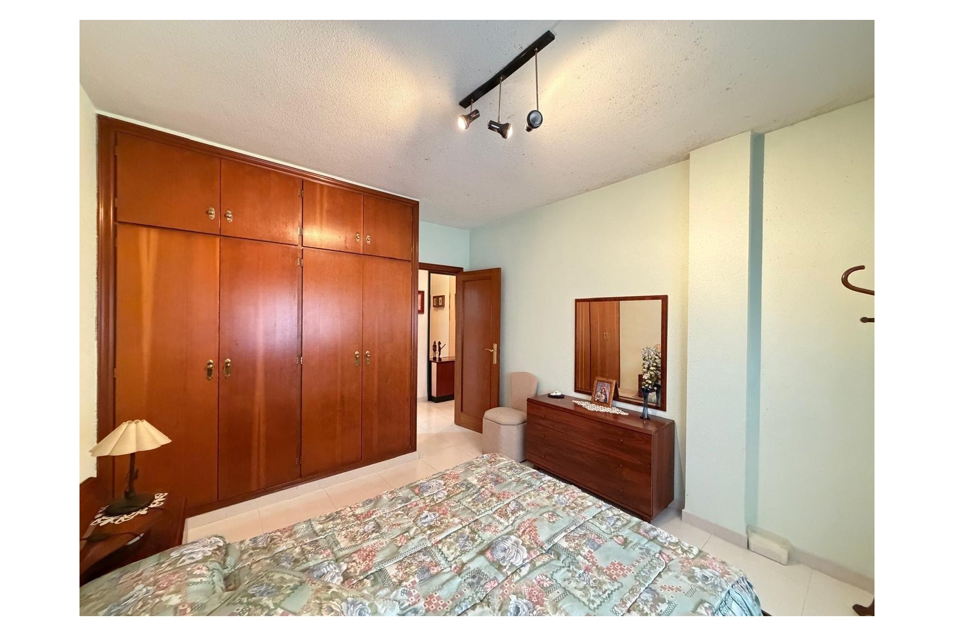 Herverkoop - Appartement -
Torrevieja - Playa del Cura