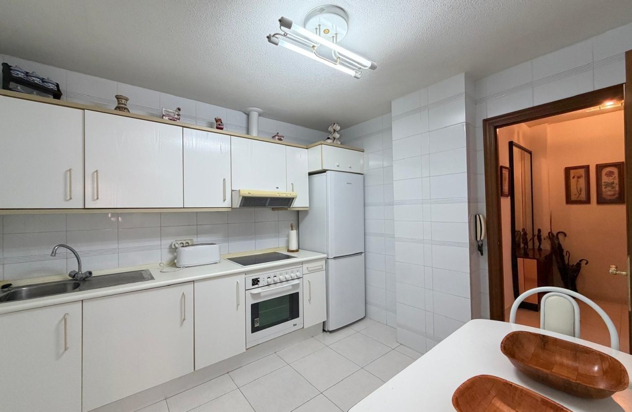 Herverkoop - Appartement -
Torrevieja - Playa del Cura