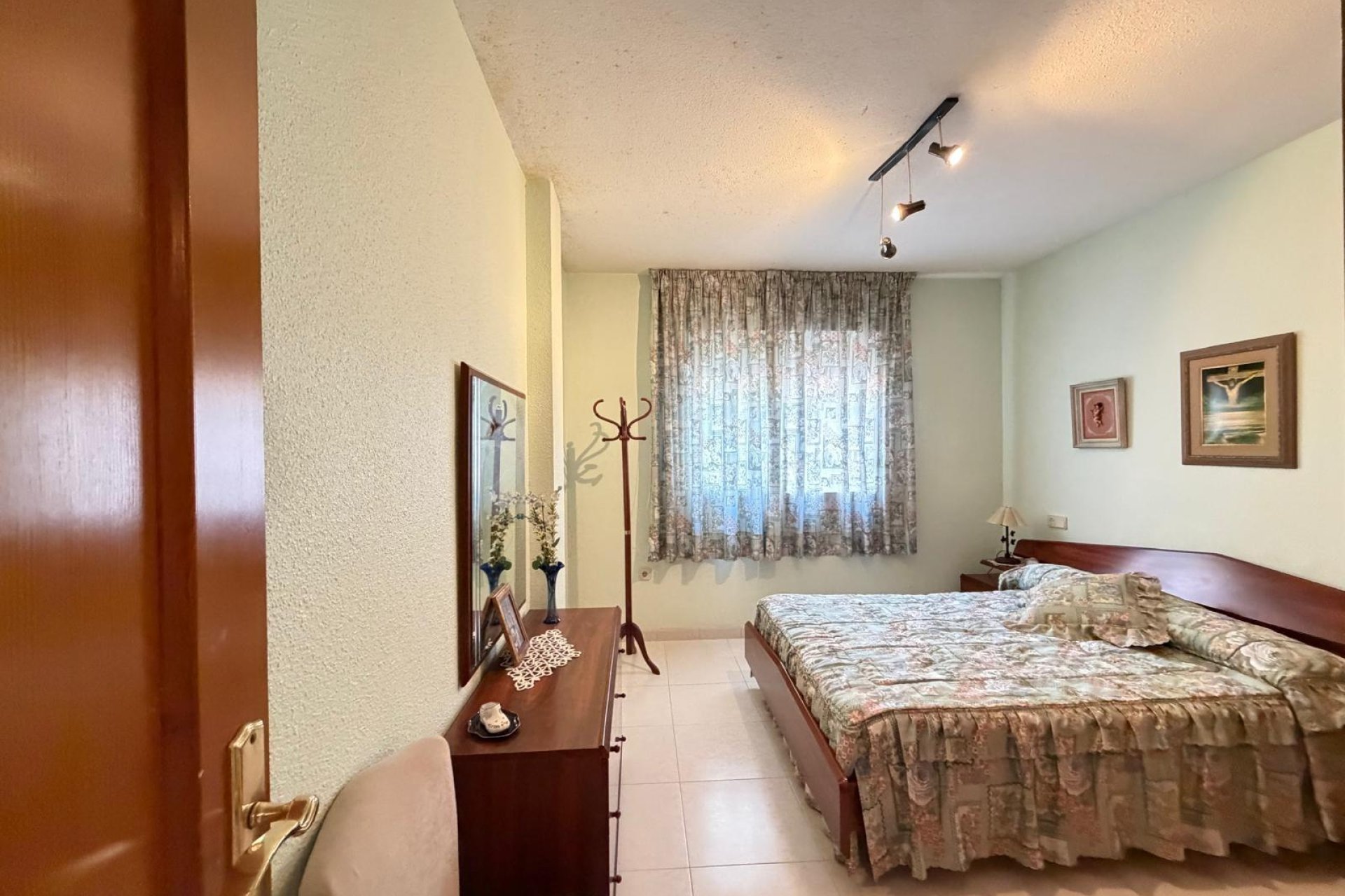 Herverkoop - Appartement -
Torrevieja - Playa del Cura