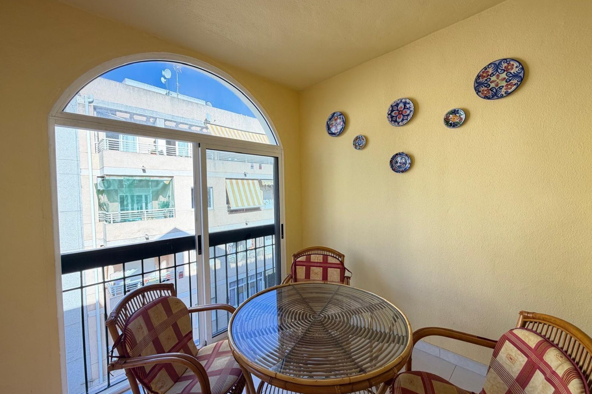 Herverkoop - Appartement -
Torrevieja - Playa del Cura