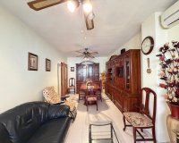Herverkoop - Appartement -
Torrevieja - Playa del Cura