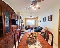 Herverkoop - Appartement -
Torrevieja - Playa del Cura