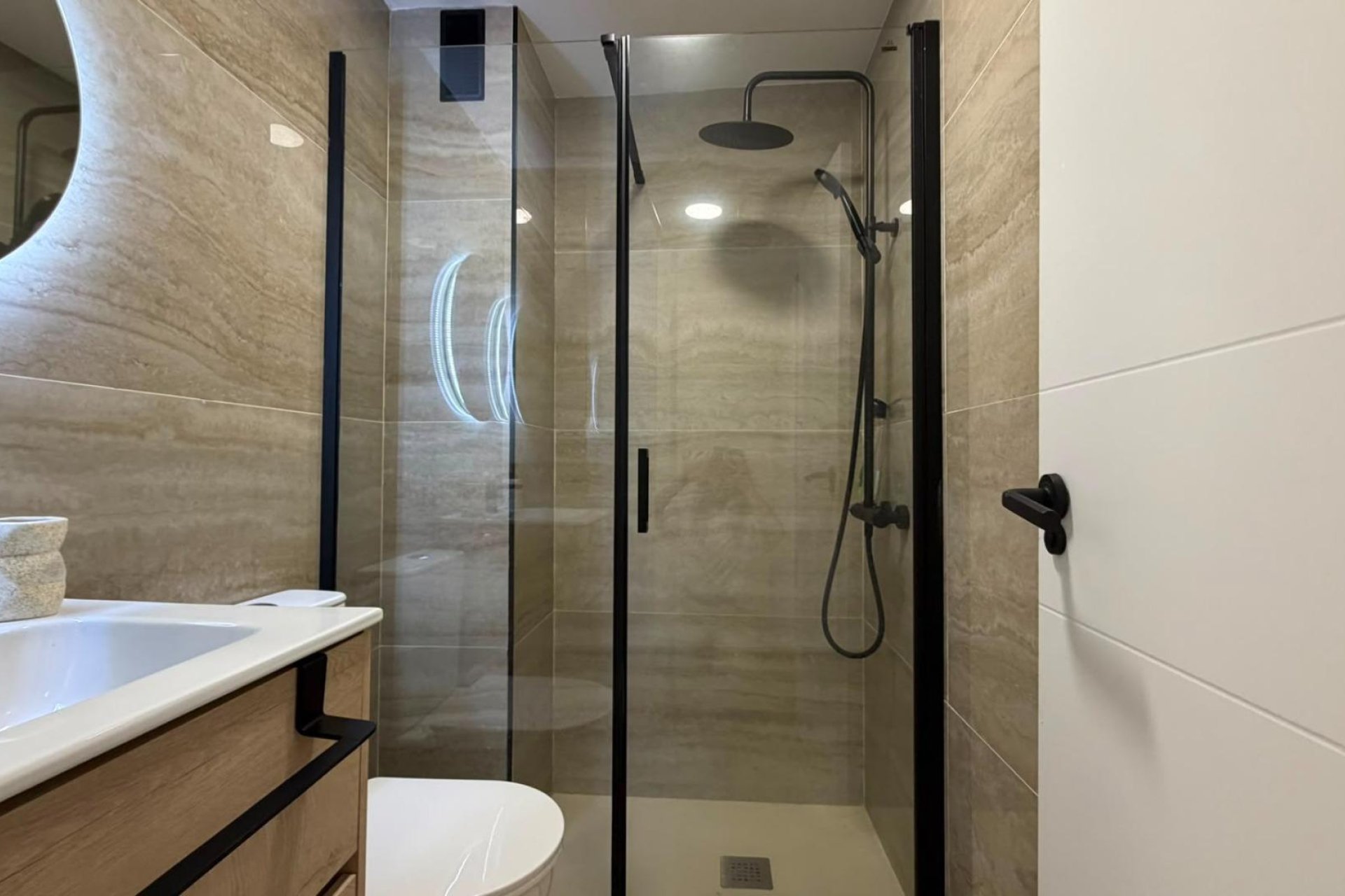 Herverkoop - Appartement -
Torrevieja - Playa del Cura