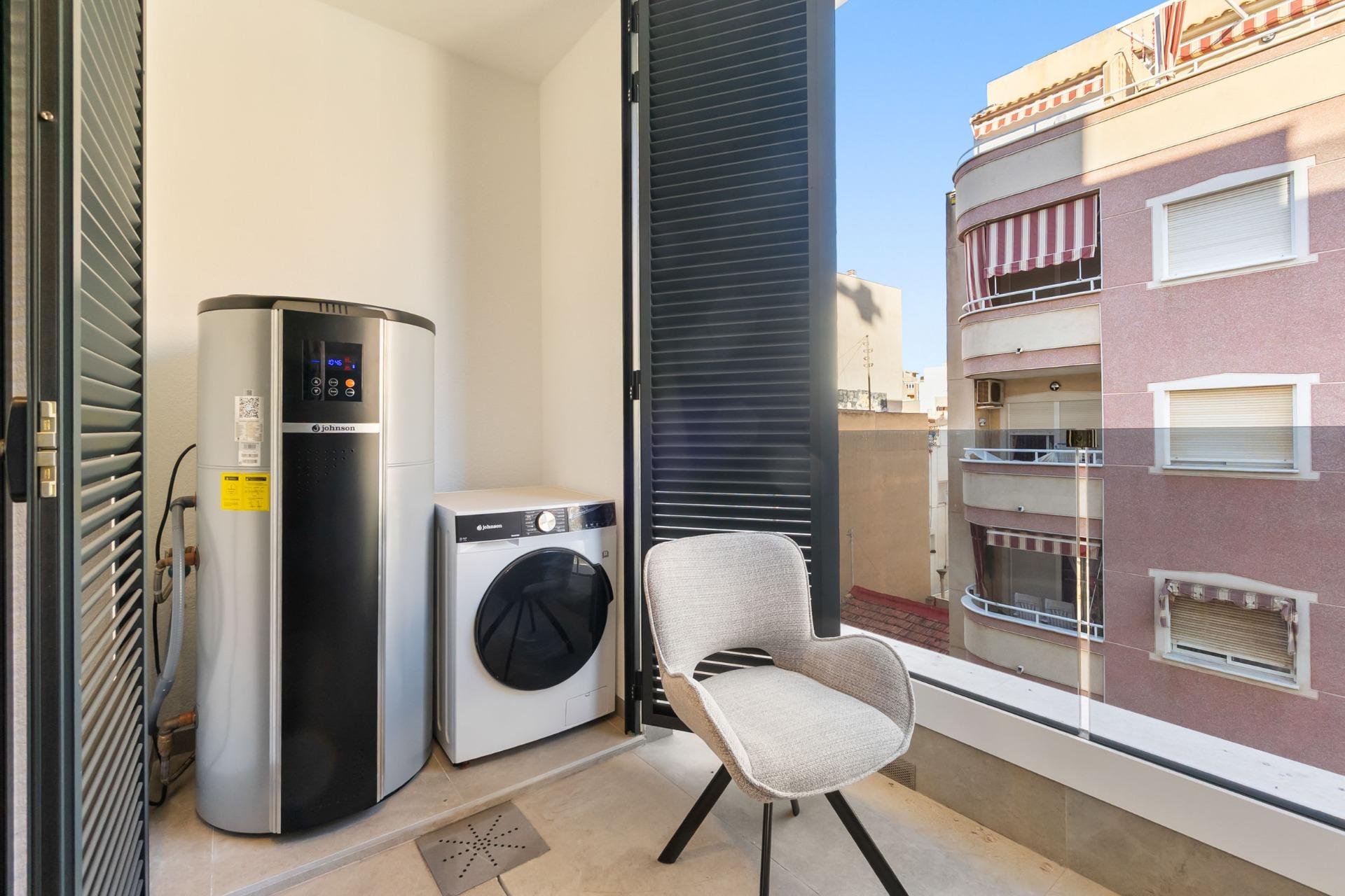 Herverkoop - Appartement -
Torrevieja - Playa del Cura