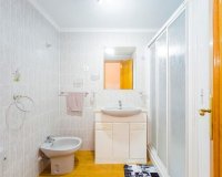 Herverkoop - Appartement -
Torrevieja - Playa del Cura