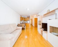 Herverkoop - Appartement -
Torrevieja - Playa del Cura