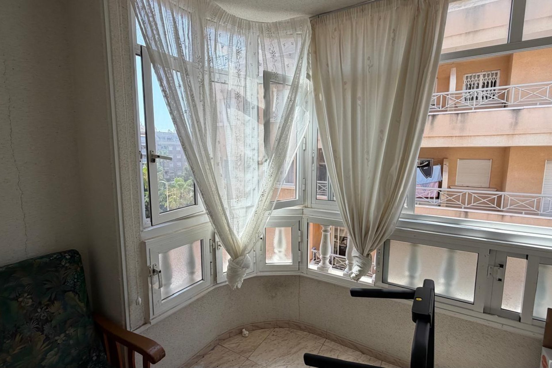 Herverkoop - Appartement -
Torrevieja - Playa del Cura