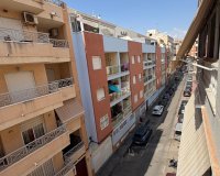 Herverkoop - Appartement -
Torrevieja - Playa del Cura