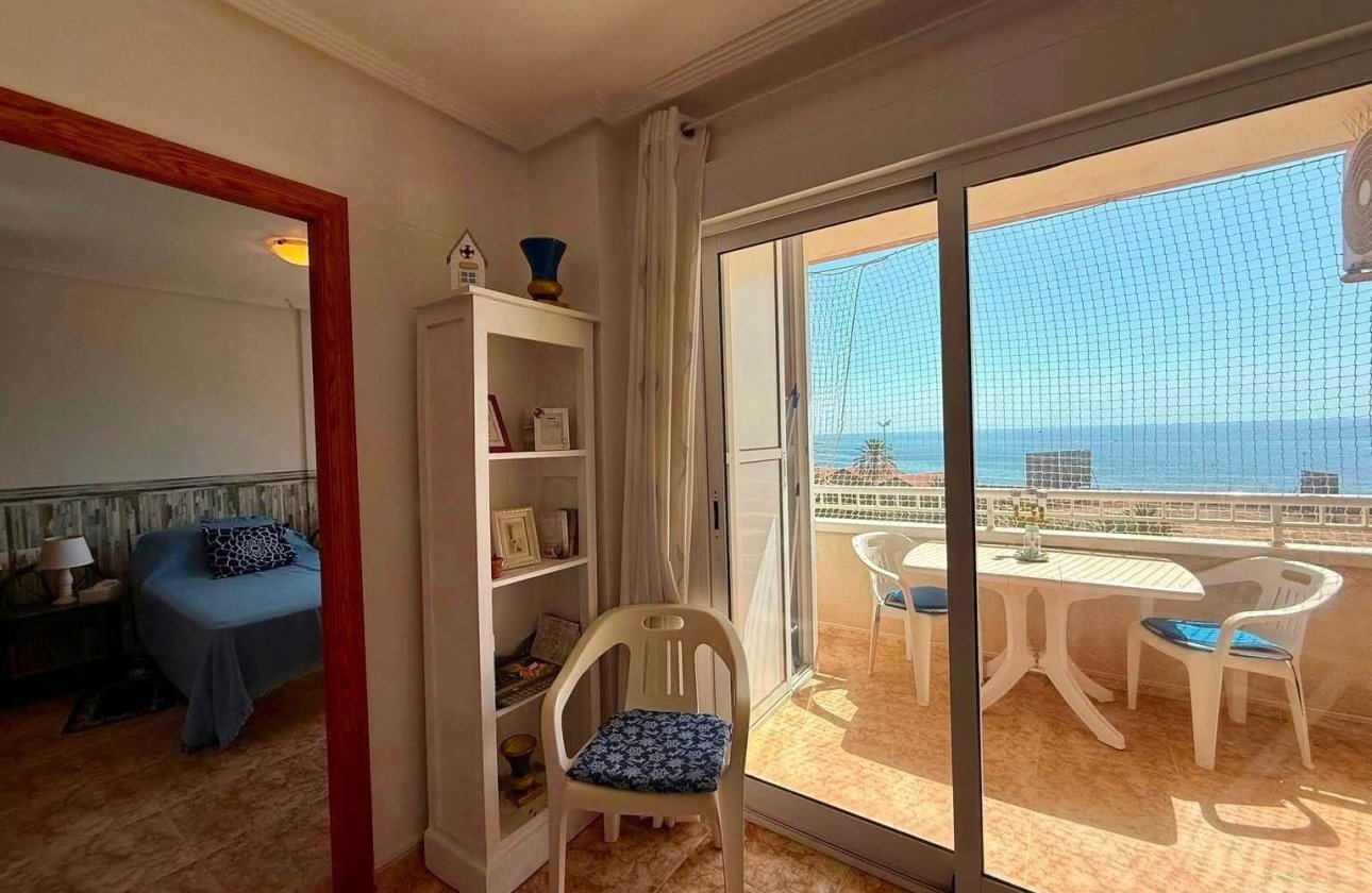 Herverkoop - Appartement -
Torrevieja - Playa del Cura