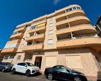 Herverkoop - Appartement -
Torrevieja - Playa del Cura