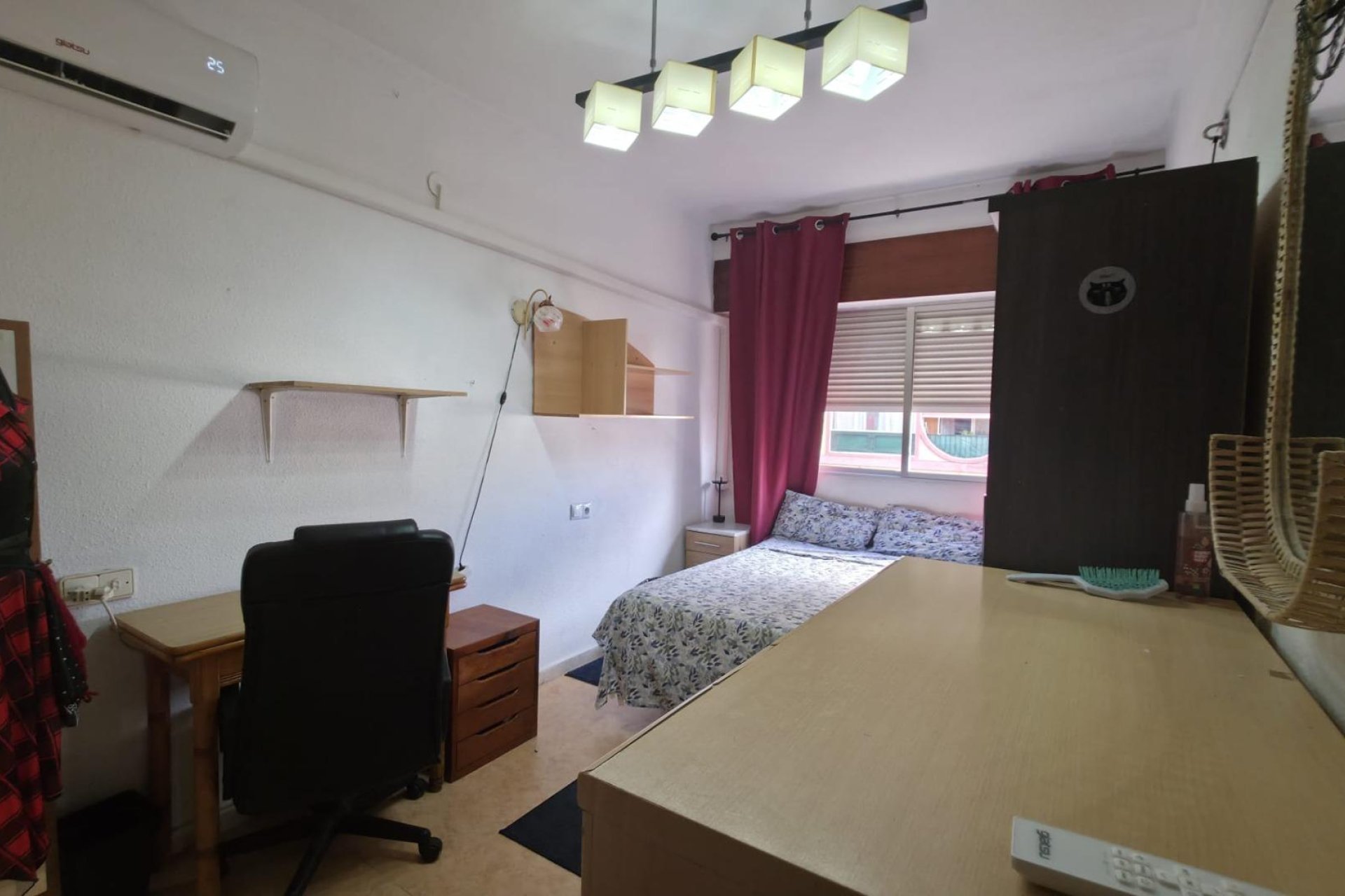 Herverkoop - Appartement -
Torrevieja - Playa del Cura