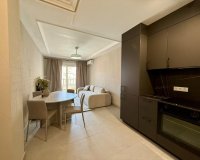 Herverkoop - Appartement -
Torrevieja - Playa del Cura