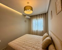 Herverkoop - Appartement -
Torrevieja - Playa del Cura