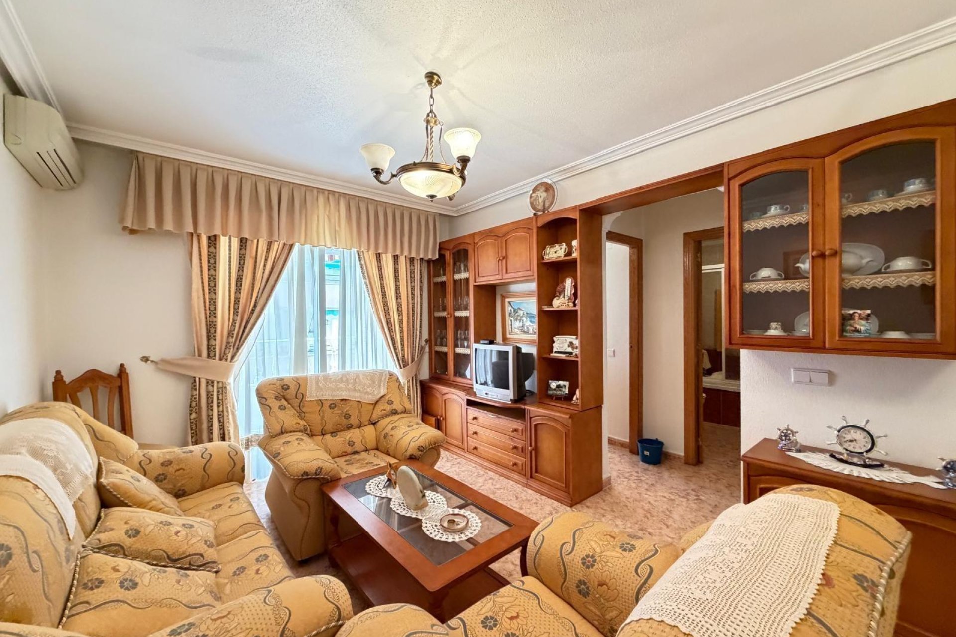 Herverkoop - Appartement -
Torrevieja - Playa del Cura