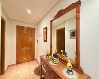 Herverkoop - Appartement -
Torrevieja - Playa del Cura
