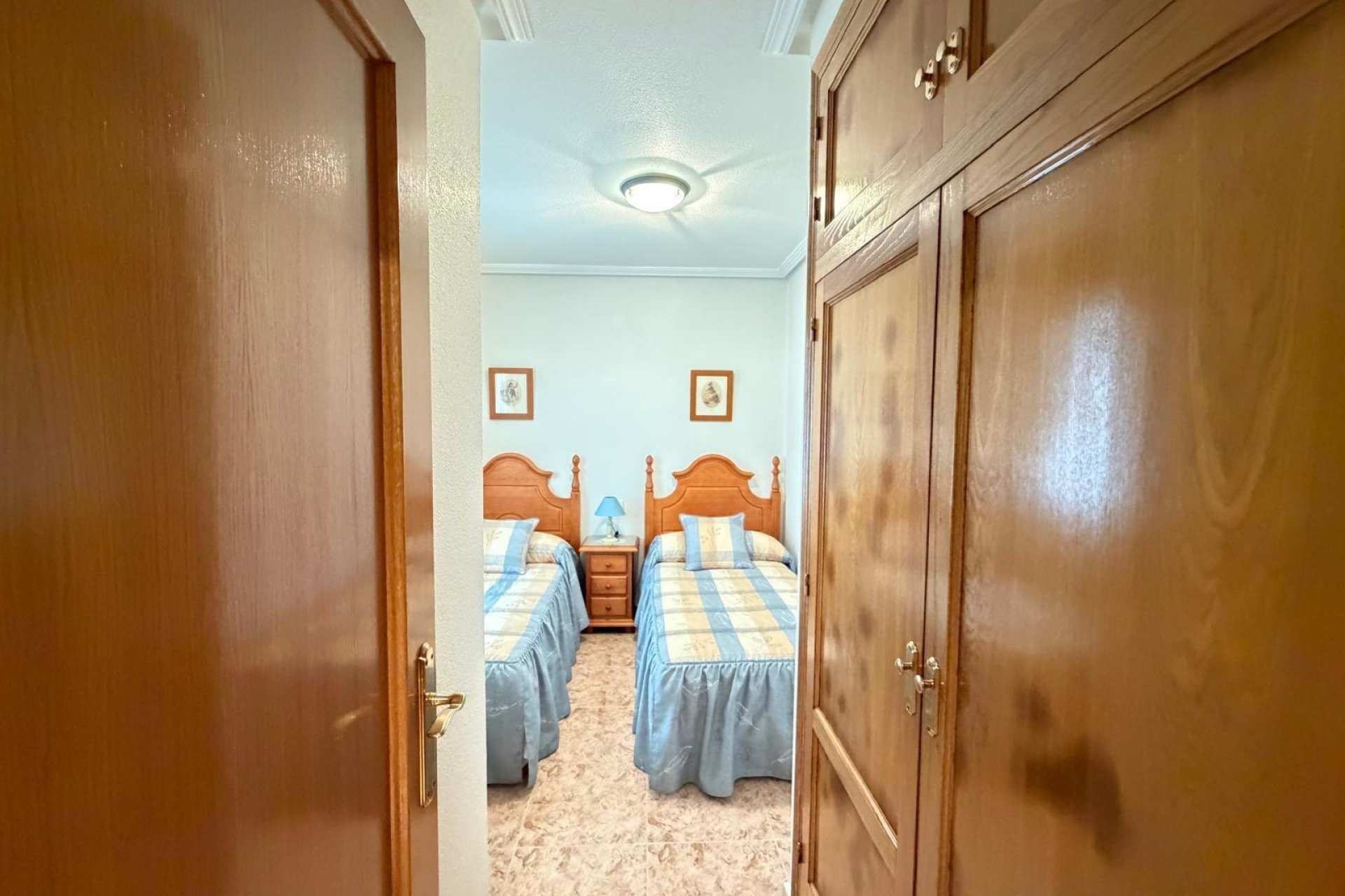 Herverkoop - Appartement -
Torrevieja - Playa del Cura