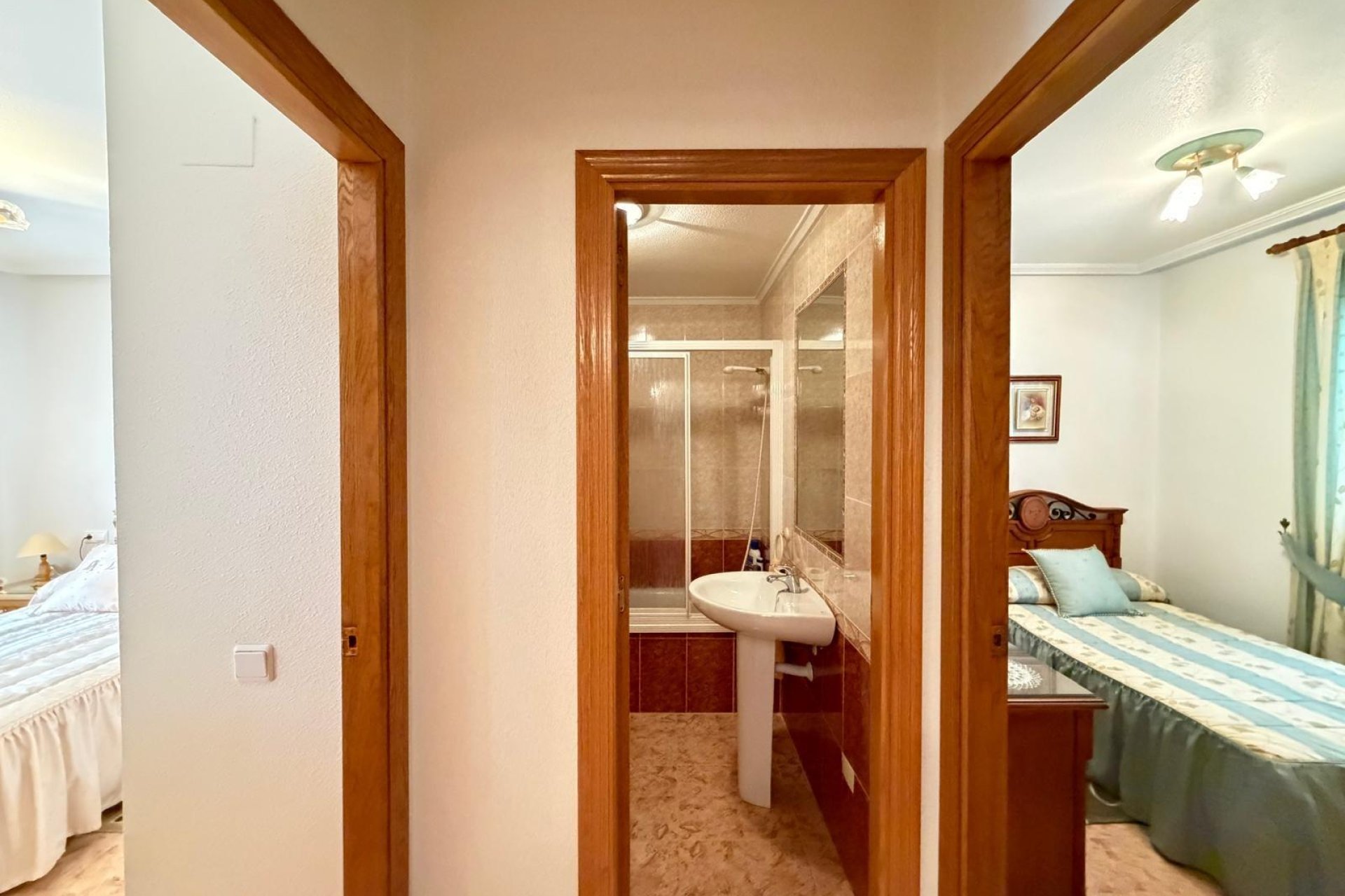 Herverkoop - Appartement -
Torrevieja - Playa del Cura