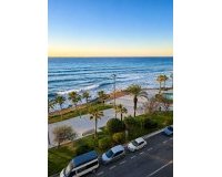 Herverkoop - Appartement -
Torrevieja - Playa del Cura