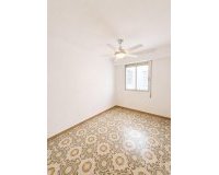 Herverkoop - Appartement -
Torrevieja - Playa del Cura
