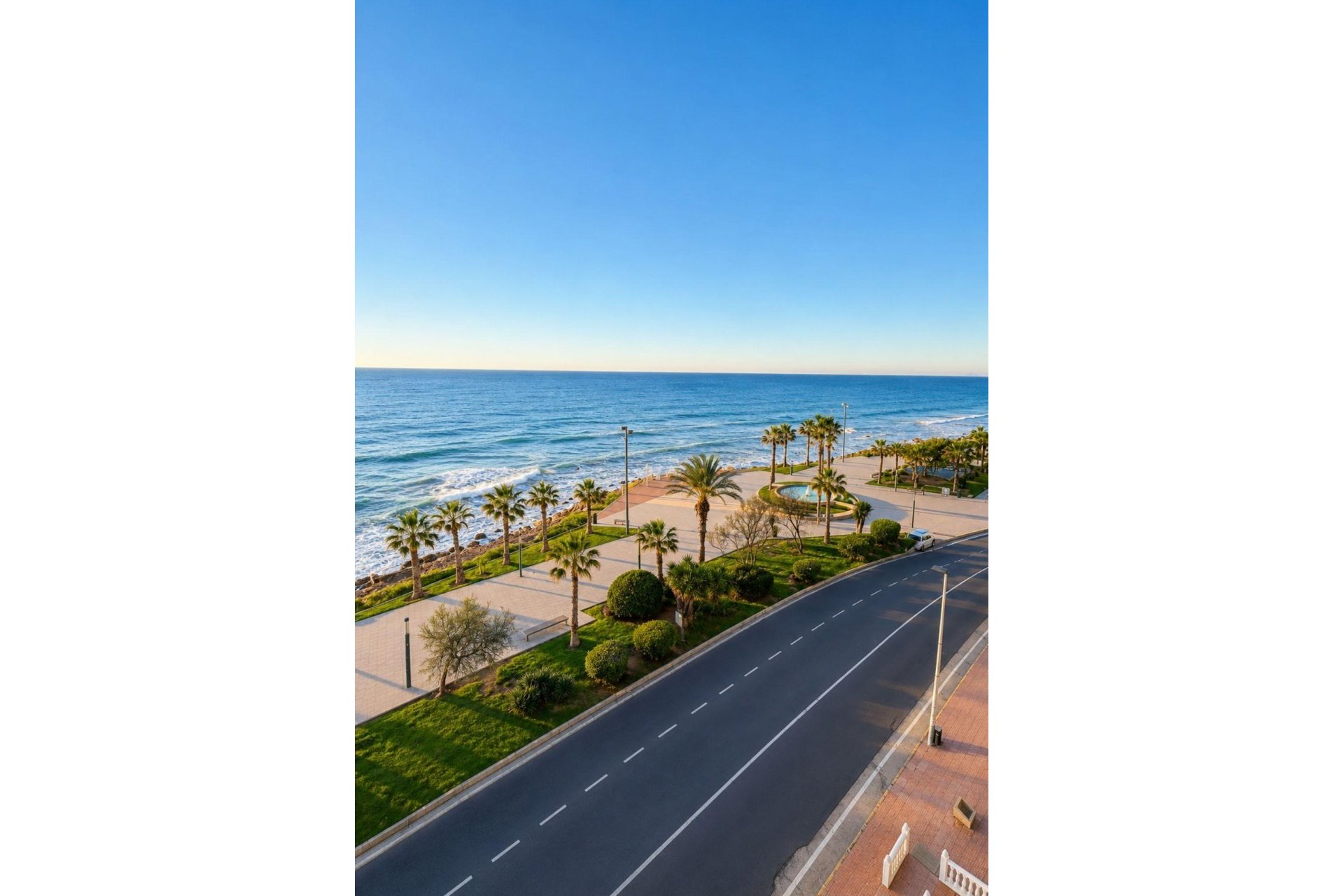 Herverkoop - Appartement -
Torrevieja - Playa del Cura