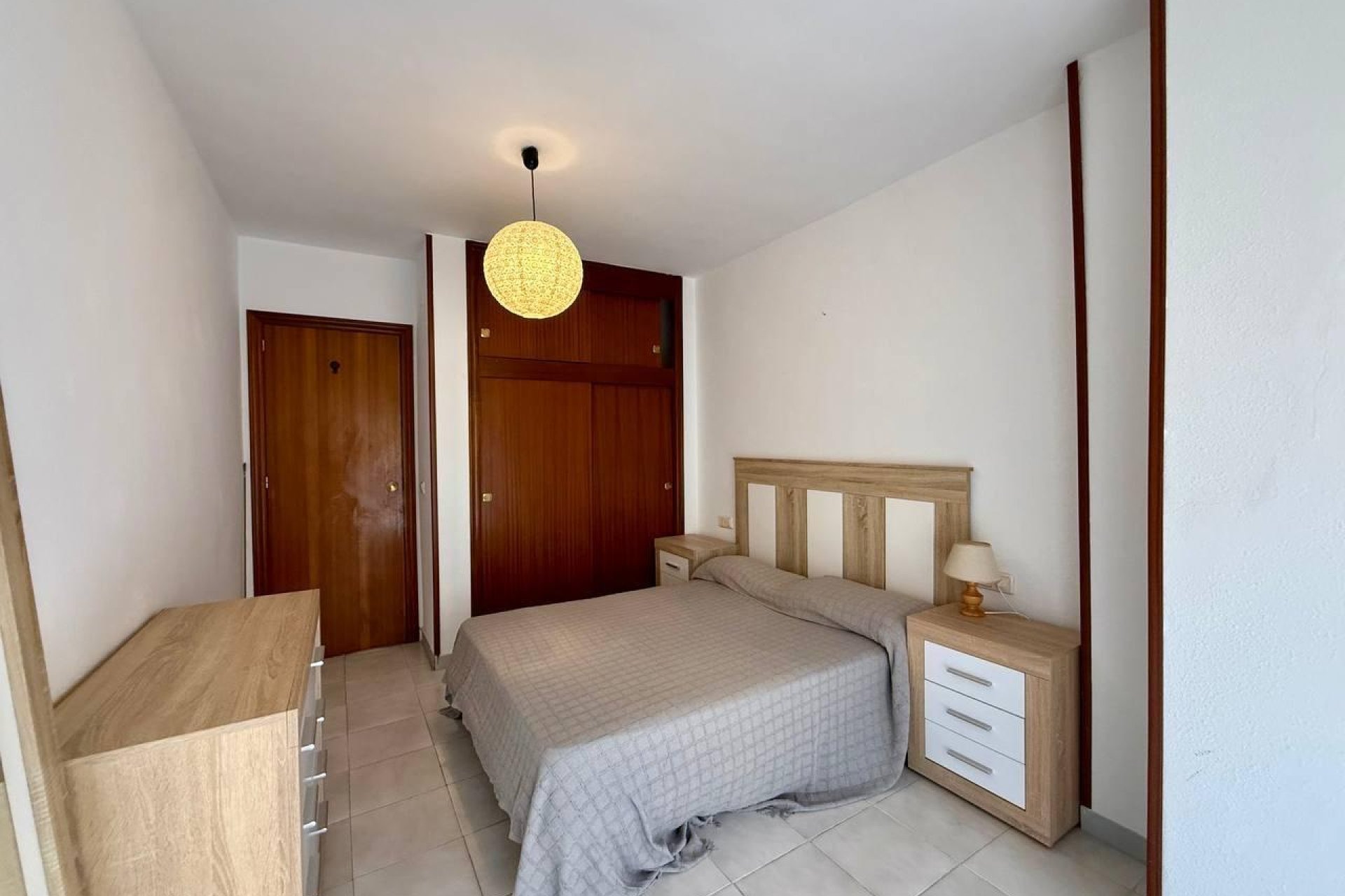 Herverkoop - Appartement -
Torrevieja - Playa del Cura