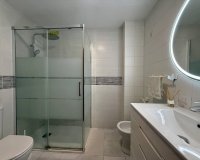 Herverkoop - Appartement -
Torrevieja - Playa del Cura