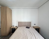 Herverkoop - Appartement -
Torrevieja - Playa del Cura