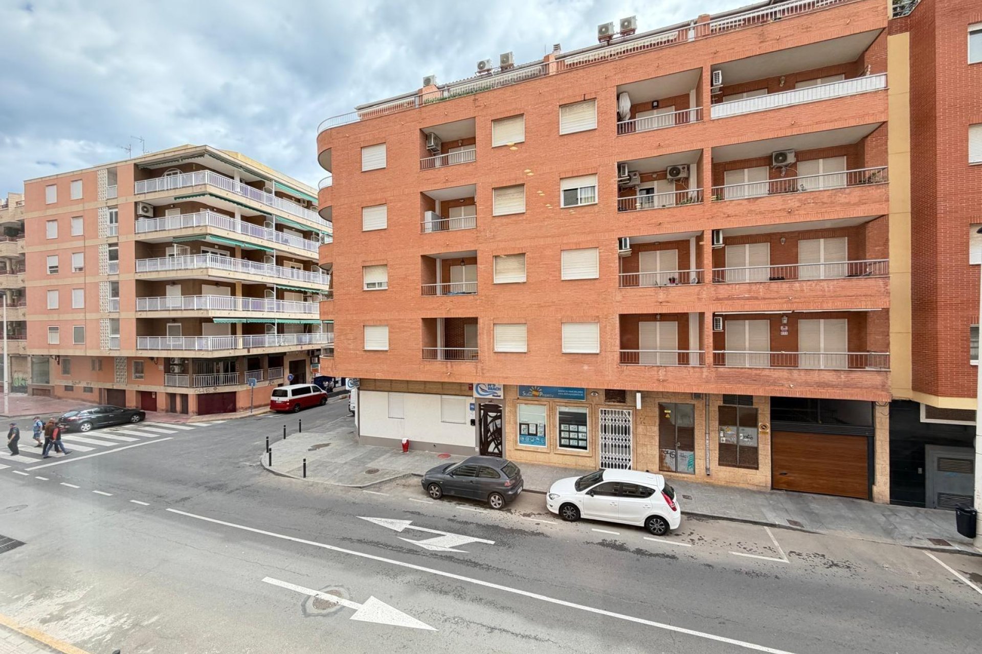 Herverkoop - Appartement -
Torrevieja - Playa del Cura