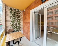Herverkoop - Appartement -
Torrevieja - Playa del Cura
