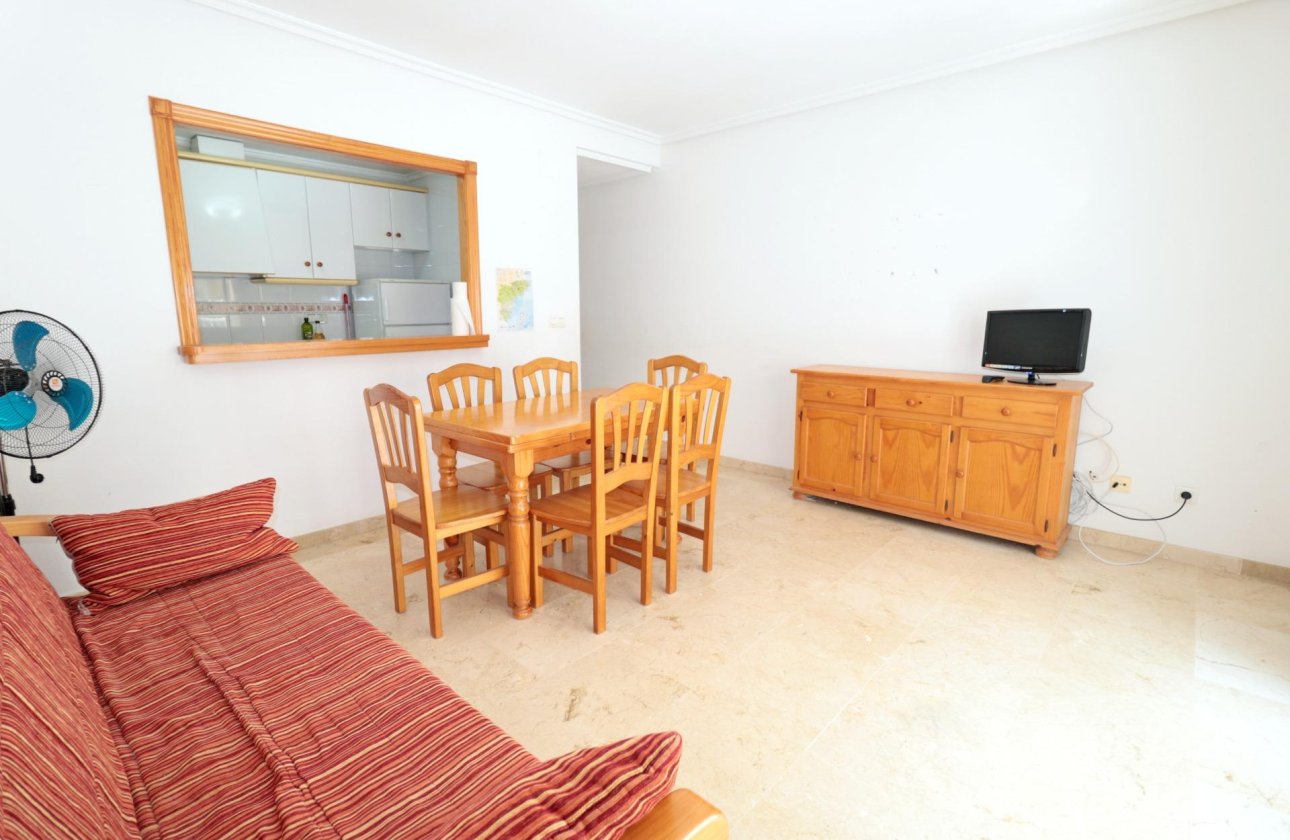 Herverkoop - Appartement -
Torrevieja - Playa del Cura