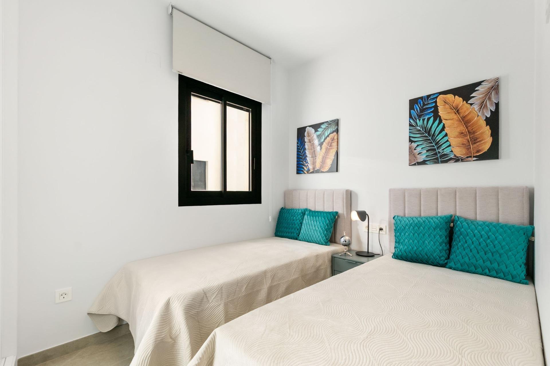 Herverkoop - Appartement -
Torrevieja - Playa del Cura