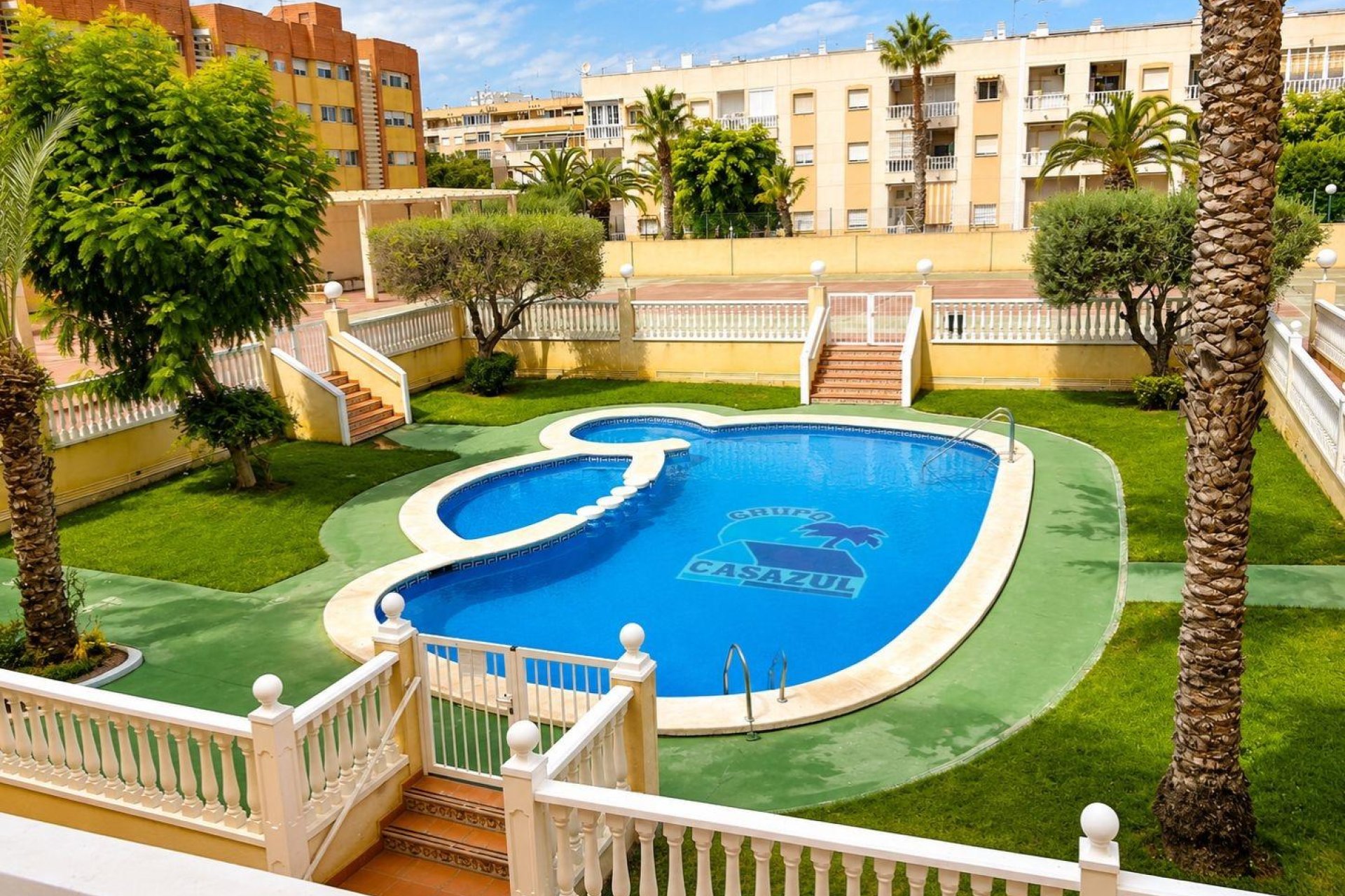 Herverkoop - Appartement -
Torrevieja - Playa del Cura