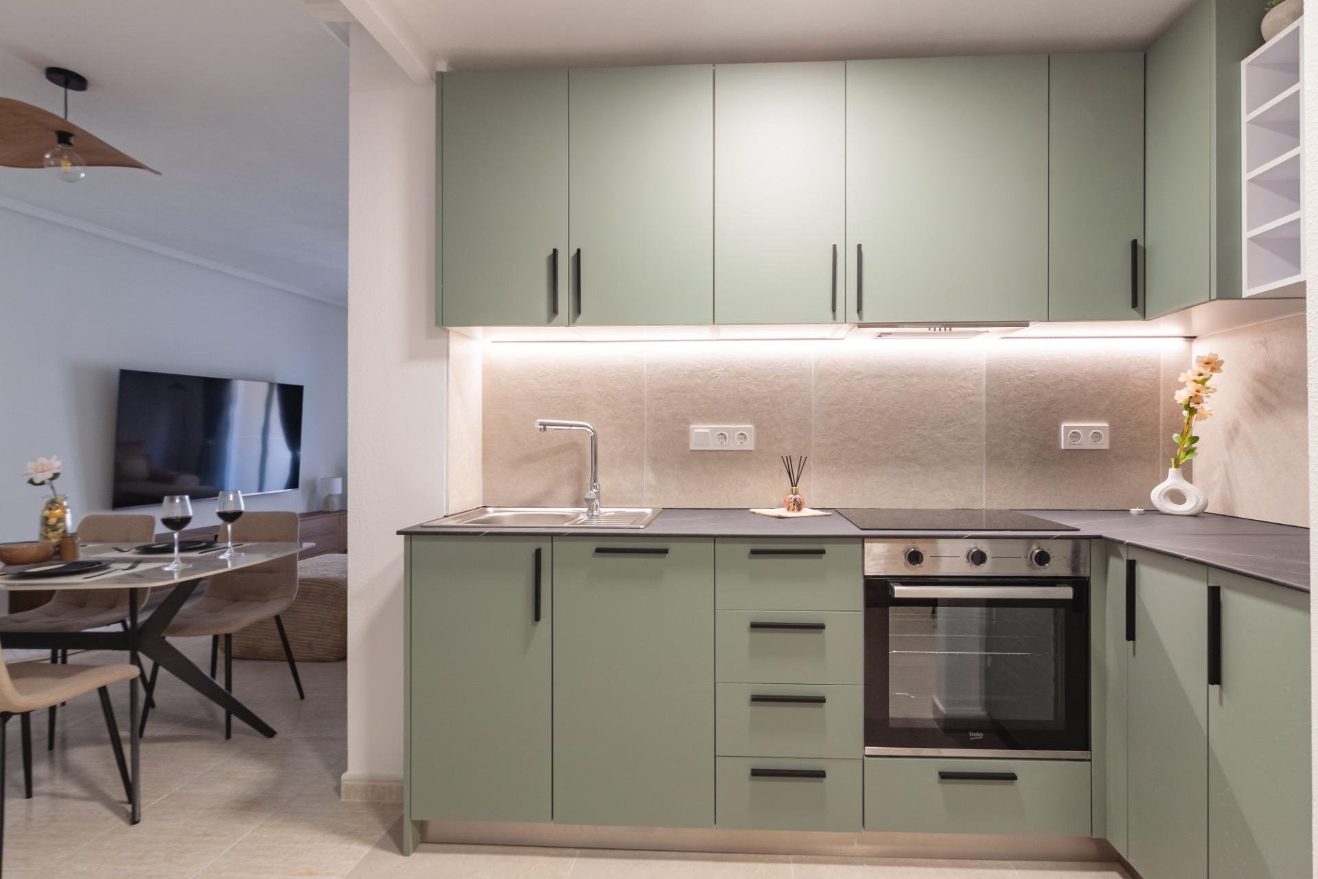 Herverkoop - Appartement -
Torrevieja - Playa del Cura