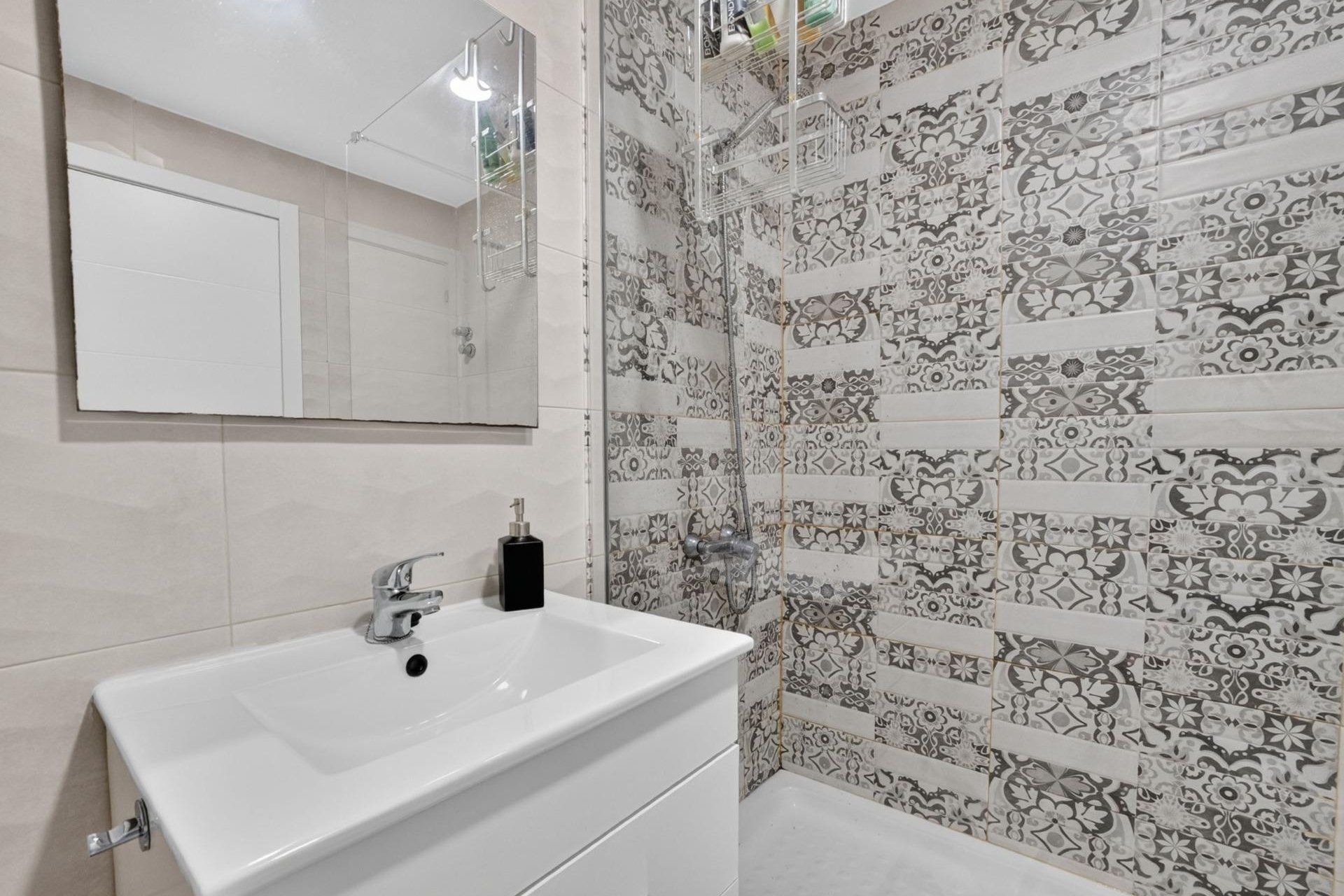 Herverkoop - Appartement -
Torrevieja - Playa del Cura