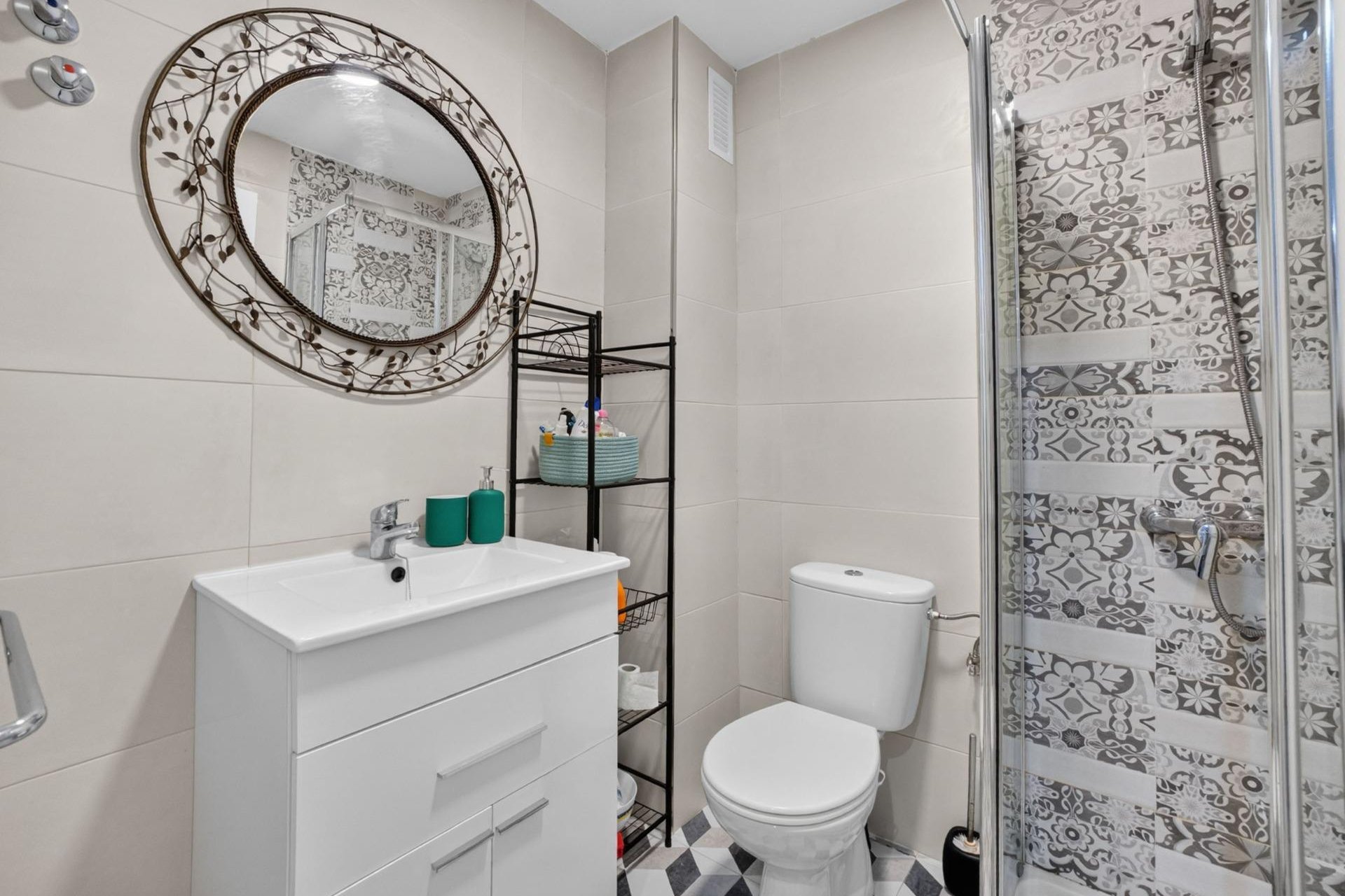 Herverkoop - Appartement -
Torrevieja - Playa del Cura