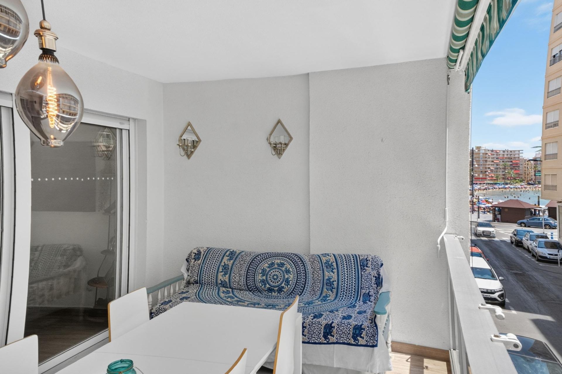 Herverkoop - Appartement -
Torrevieja - Playa del Cura