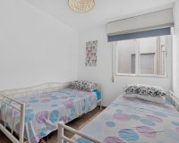 Herverkoop - Appartement -
Torrevieja - Playa del Cura