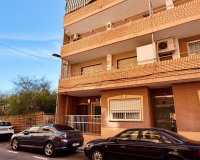 Herverkoop - Appartement -
Torrevieja - Playa del Cura