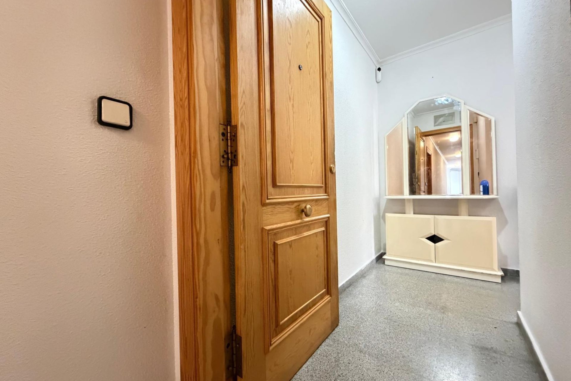 Herverkoop - Appartement -
Torrevieja - Playa del Cura