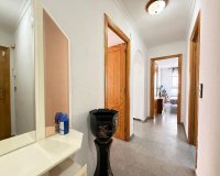 Herverkoop - Appartement -
Torrevieja - Playa del Cura