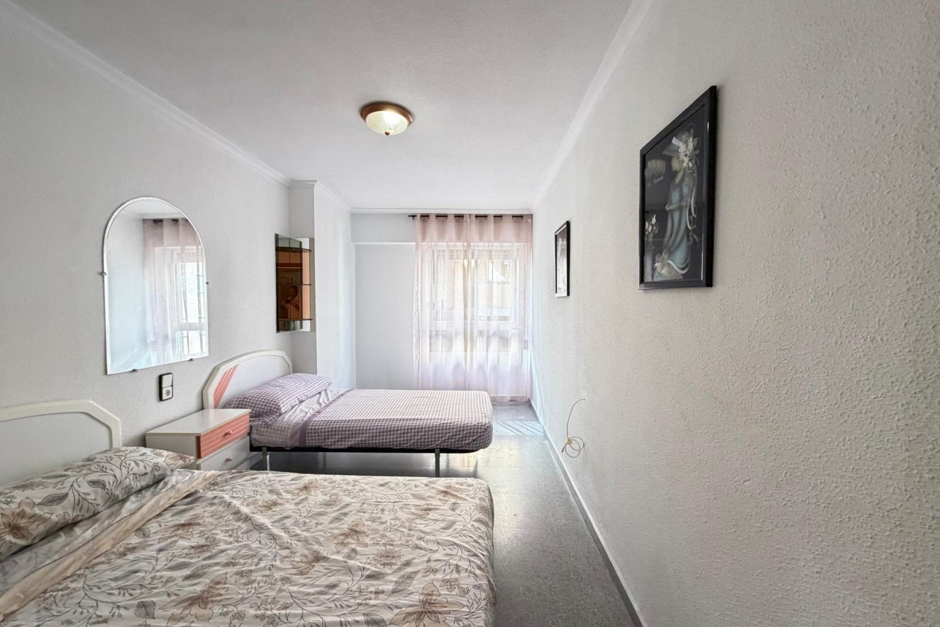 Herverkoop - Appartement -
Torrevieja - Playa del Cura