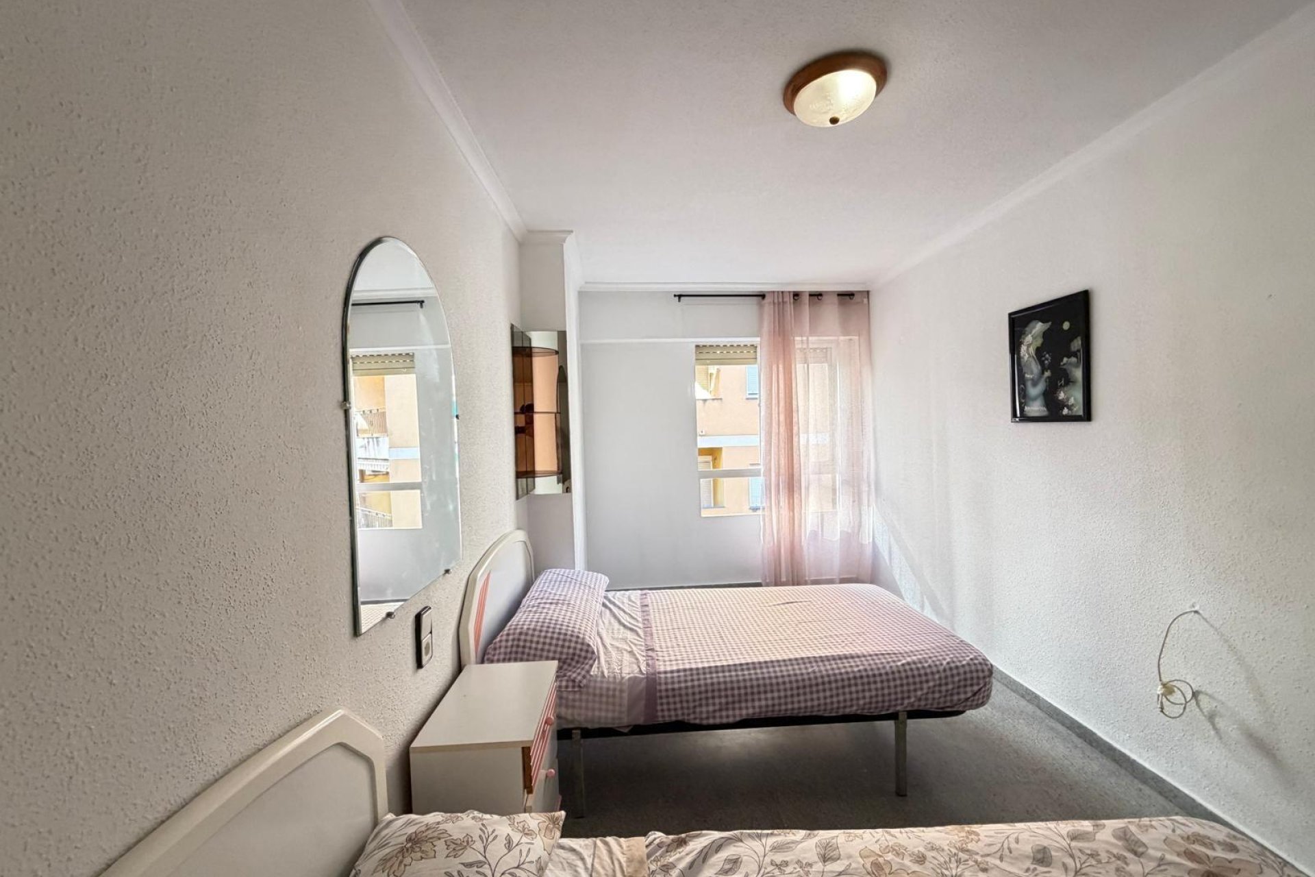 Herverkoop - Appartement -
Torrevieja - Playa del Cura