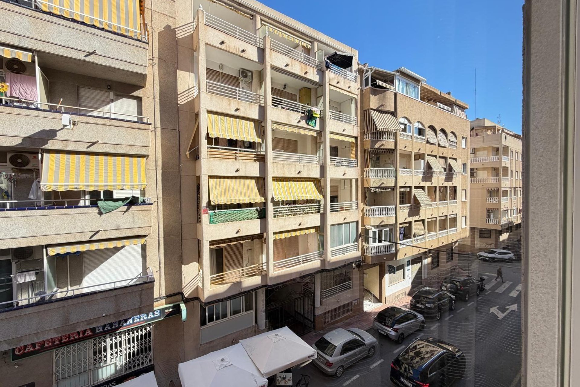 Herverkoop - Appartement -
Torrevieja - Playa del Cura