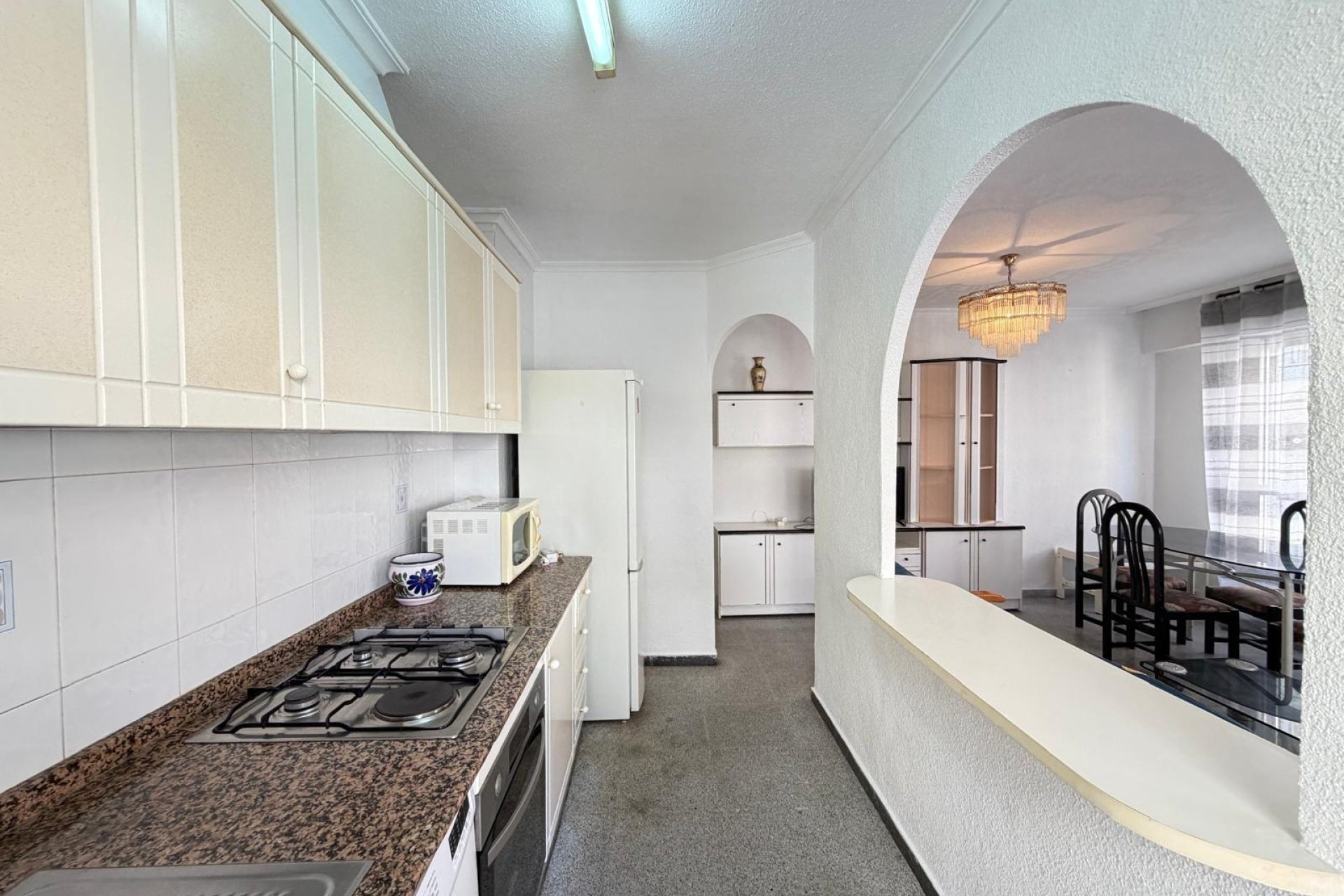 Herverkoop - Appartement -
Torrevieja - Playa del Cura