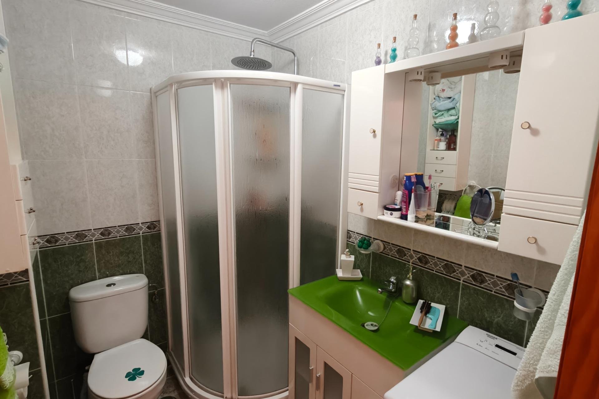 Herverkoop - Appartement -
Torrevieja - Playa del Cura