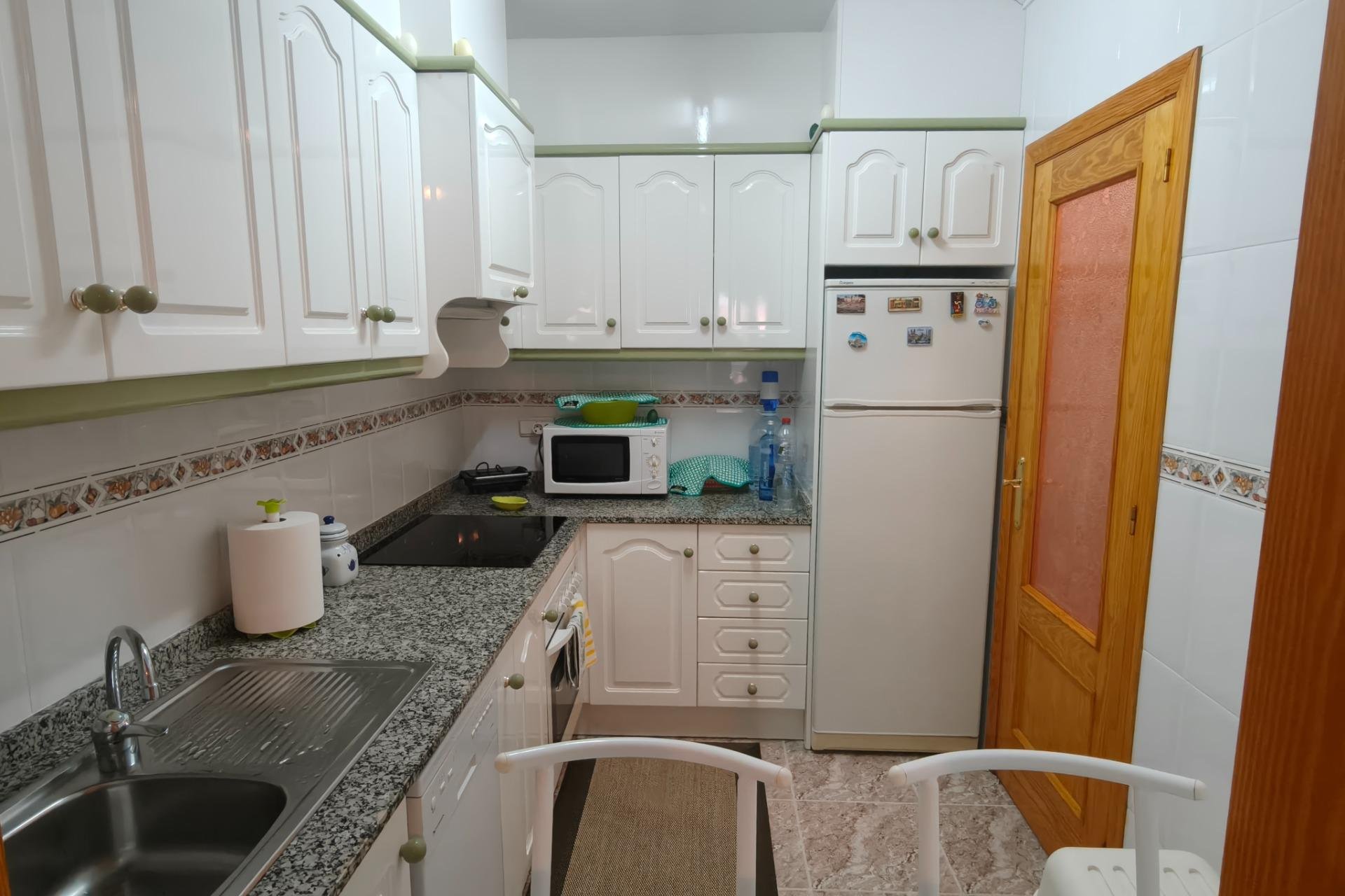 Herverkoop - Appartement -
Torrevieja - Playa del Cura