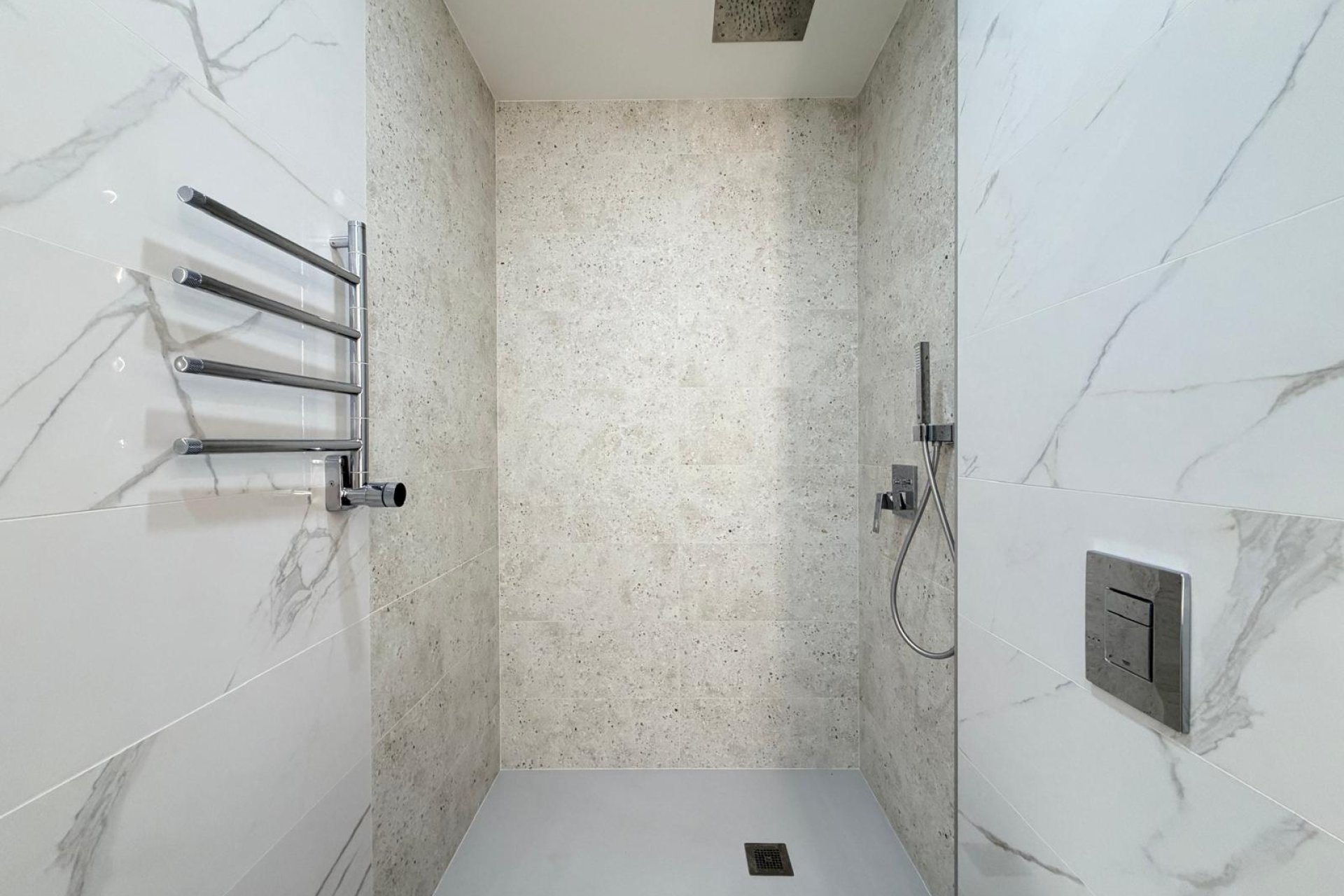 Herverkoop - Appartement -
Torrevieja - Playa del Cura