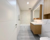 Herverkoop - Appartement -
Torrevieja - Playa del Cura