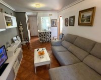 Herverkoop - Appartement -
Torrevieja - Playa del Cura