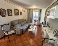 Herverkoop - Appartement -
Torrevieja - Playa del Cura